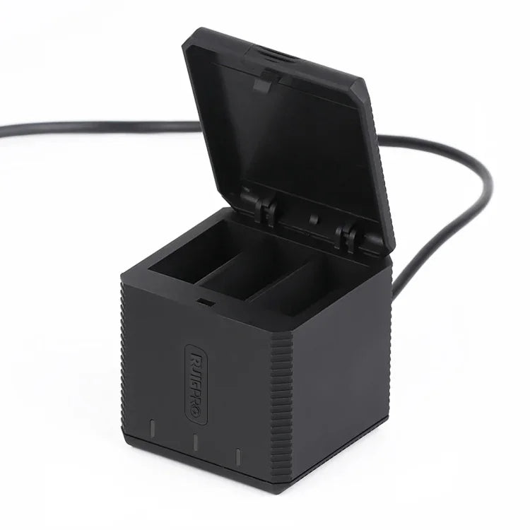 RUIGPRO USBトリプルバッテリーハウジングチャージャーボックス ケーブル＆インジケーターライト付き GoPro HERO9 Black / HERO10 Black用