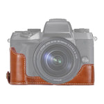 1/4インチネジ PUレザーカメラハーフケースベース Canon EOS M5用、Canon M5用