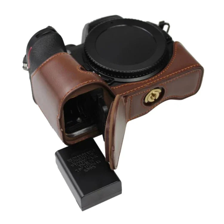 1/4インチネジ PUレザー カメラハーフケースベース Nikon Z50用、Nikon Z50用