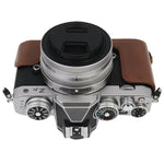 1/4インチネジ PUレザー カメラハーフケースベース Nikon Z fc用、Nikon Z fc用