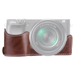 Sony A6400 / ILCE-A6400用1/4インチネジPUレザー製カメラハーフケースベース、Sony A6400用