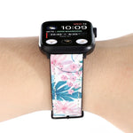 Apple Watch Series 7 45mm / 6 & SE & 5 & 4 44mm / 3 & 2 & 1 42mm、Apple Watch Series 8&7 41mm / SE 2&6&SE&5&4 40mm / 3&2&1 38mm、Apple Watch PSeries 7 41mm / 6 & SE & 5 & 4 40mm / 3 & 2 & 1 38mm用 プリントレザーストラップ