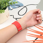 日本語ワードバックルシリコン交換用ウォッチバンド Apple Watch Series 7 45mm / 6 & SE & 5 & 4 44mm / 3 & 2 & 1 42mm, 7 41mm / 6 & SE & 5 & 4 40mm / 3 & 2 & 1 38mm対応