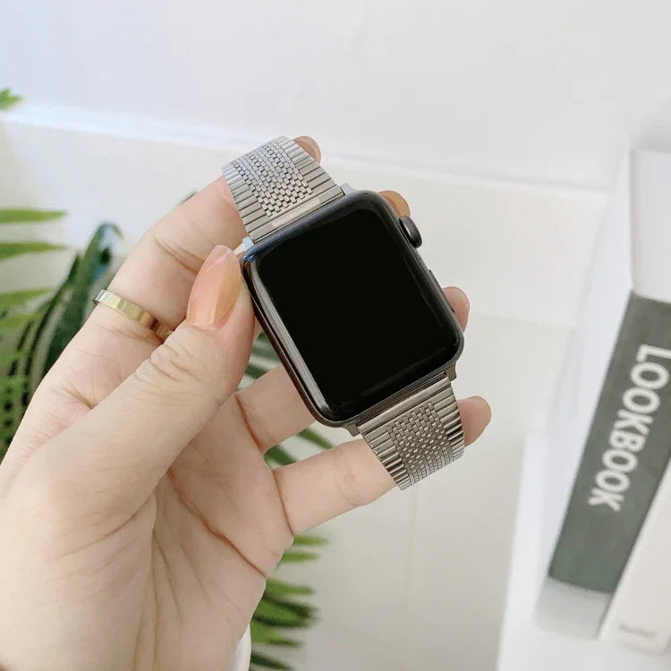 小さい手首用スチール交換ストラップウォッチバンド、Apple Watch Series 7 41mm / & 6 & SE & 5 & 4 40mm対応、Apple Watch Series 7 45mm / & 6 & SE & 5 & 4 44mm対応