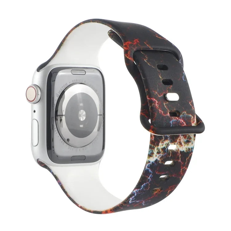 8バックルプリント交換用ストラップウォッチバンド、Apple Watch Series 7 45mm / 6 & SE & 5 & 4 44mm / 3 & 2 & 1 42mm、7 41mm / 6 & SE & 5 & 4 40mm / 3 & 2 & 1 38mm用