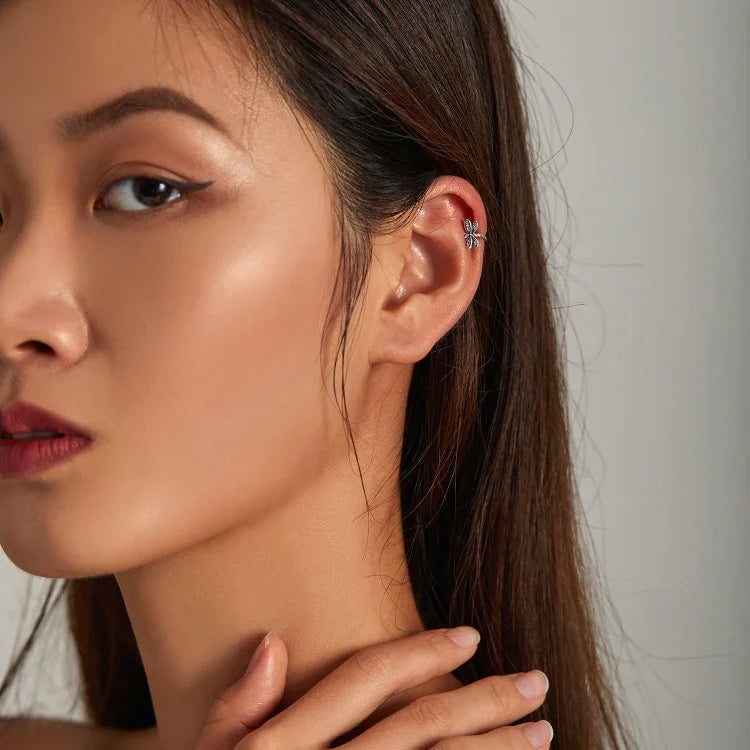 S925スターリングシルバー 精巧なトンボ レディースイヤリング、トンボ
