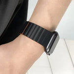ミューチュアル モランシリーズ リキッドシリコン 磁気ストラップ 時計バンド、Apple Watch シリーズ 7 41mm / 6&SE&5&4 40mm / 3&2&1 38mm、7 45mm / 6&SE&5&4 44mm / 3&2&1 42mm 用