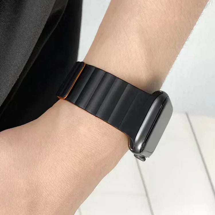 ミューチュアル モランシリーズ リキッドシリコン 磁気ストラップ 時計バンド、Apple Watch シリーズ 7 41mm / 6&SE&5&4 40mm / 3&2&1 38mm、7 45mm / 6&SE&5&4 44mm / 3&2&1 42mm 用