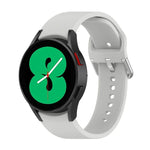 公式シリコンシルバーラウンドバックルウォッチバンド、Samsung Galaxy Watch 5 44mm用