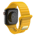 通気性のある肌に優しいシリコン、Apple Watch Ultra 49mm / シリーズ 8&7 45mm / SE 2&6&SE&5&4 44mm / 3&2&1 42mm、シリーズ 8&7 41mm / SE 2&6&SE&5&4 40mm / 3&2&1 38mm 用