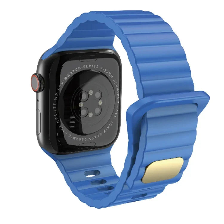 通気性のある肌に優しいシリコン、Apple Watch Ultra 49mm / シリーズ 8&7 45mm / SE 2&6&SE&5&4 44mm / 3&2&1 42mm、シリーズ 8&7 41mm / SE 2&6&SE&5&4 40mm / 3&2&1 38mm 用