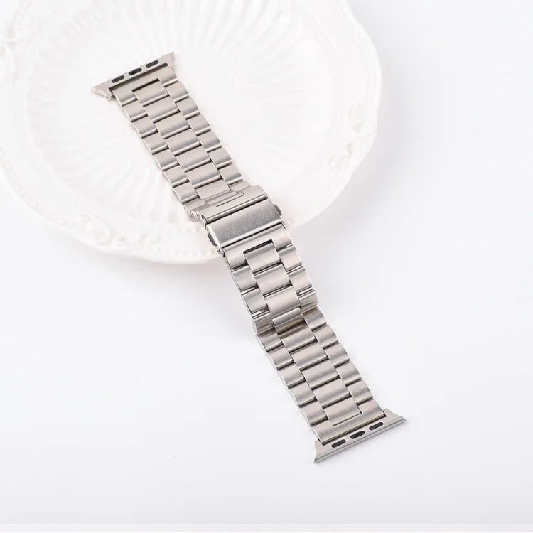 ストレインズメタルウォッチバンド、Apple Watch Ultra 49mm / シリーズ8＆7 45mm / SE 2＆6＆SE＆5＆4 44mm / 3＆2＆1 42mm用、Apple Watch シリーズ8＆7 41mm / SE 2＆6＆SE＆5＆4 40mm / 3＆2＆1 38mm用