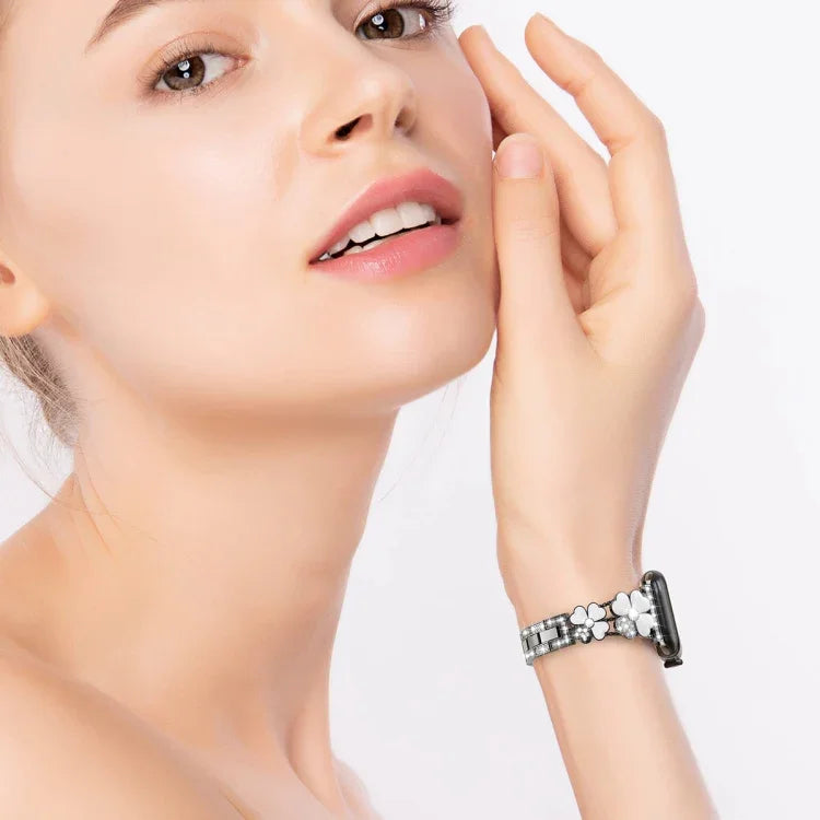Petal メタルダイヤモンド時計バンド、Apple Watch 3 38mm用、Apple Watch 9 45mm用、Apple Watch 3 42mm用、Apple Watch 2 38mm用、Apple Watch 2 42mm用、Apple Watch 38mm用、Apple Watch 42mm用、Apple Watch 9 41mm用