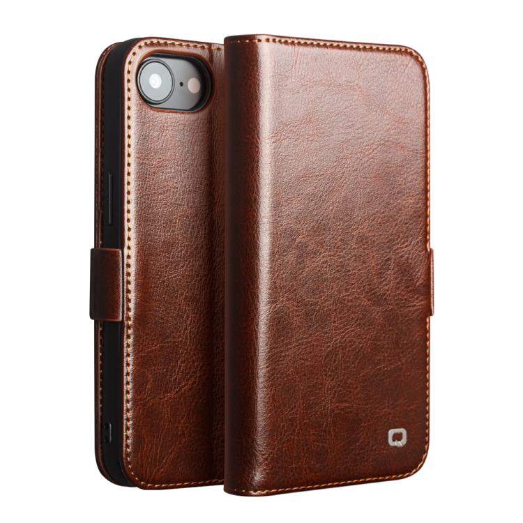 QIALINO クラシック 103 バックル 本革電話ケース、iPhone 17e / 16e 用、iPhone 17 Pro Max 用、iPhone 17 Pro 用、iPhone 17 用、iPhone Air 用、iPhone 15 Pro Max 用、iPhone 15 Plus 用、iPhone 15 用