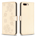 四つ葉の型押しレザー電話ケース、iPhone 11 Pro用、iPhone X / XS用、iPhone XR用、iPhone XS Max用、iPhone 7 Plus / 8 Plus用