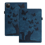 蝶の猫型エンボスレザータブレットケース、iPad Air 13 2026 / 2025 / 2024対応、iPad Air 11 2026 / 2025 / 2024対応、iPad Pro 13 2025 / 2024対応、iPad Pro 11 2025 / 2024対応、iPad mini 2024 / 2021対応
