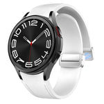マグネット式シルバーバックルレザーシリコンウォッチバンド、Samsung Galaxy Watch 6用