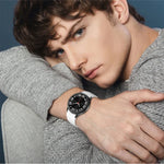マグネット式シルバーバックルレザーシリコンウォッチバンド、Samsung Galaxy Watch 6用