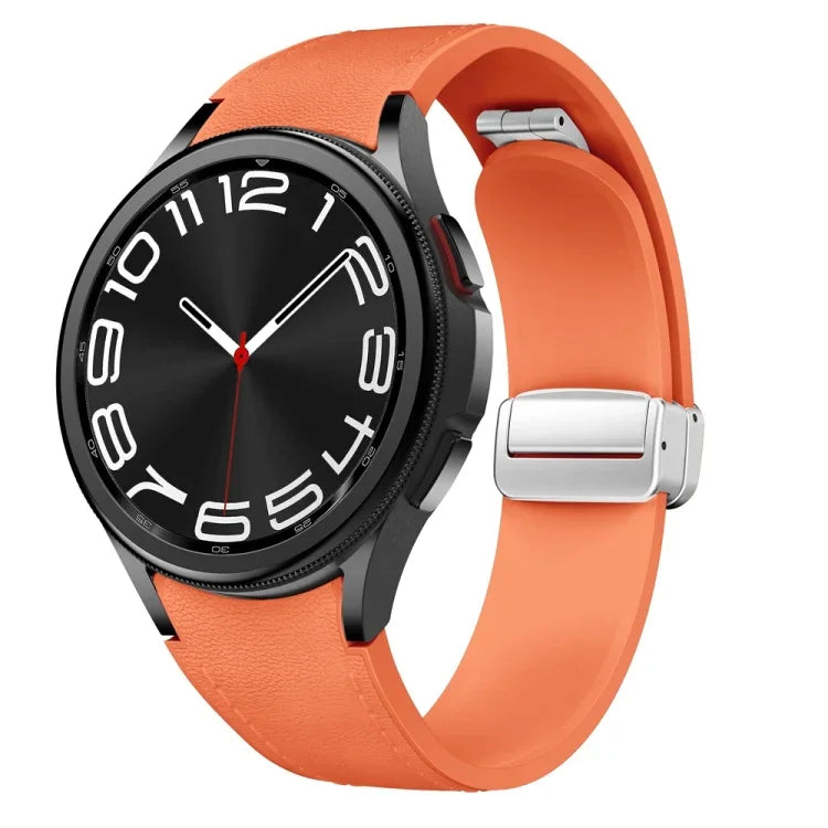マグネット式シルバーバックルレザーシリコンウォッチバンド、Samsung Galaxy Watch 6用