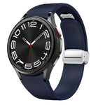 マグネット式シルバーバックルレザーシリコンウォッチバンド、Samsung Galaxy Watch 6用