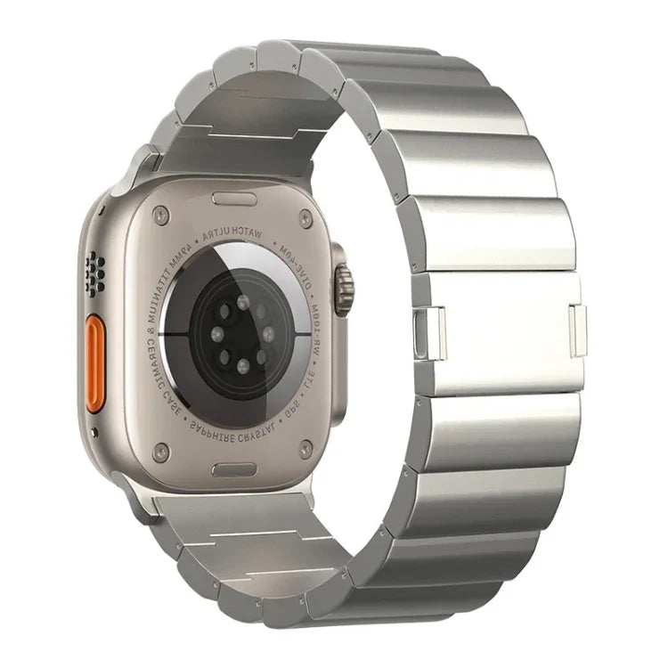 ワンビーズ マグネティックバックル チタンメタルウォッチバンド、Apple Watch Series 10 46mm 用、Apple Watch Series 10 42mm 用、Apple Watch SE 2023 44mm 用、Apple Watch SE 2023 40mm 用、Apple Watch Ultra 2 49mm 用、Apple Watch Series 9 45mm 用