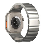 ワンビーズ マグネティックバックル チタンメタルウォッチバンド、Apple Watch Series 10 46mm 用、Apple Watch Series 10 42mm 用、Apple Watch SE 2023 44mm 用、Apple Watch SE 2023 40mm 用、Apple Watch Ultra 2 49mm 用、Apple Watch Series 9 45mm 用