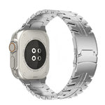 ダブルロックバックルタートルチタン鋼ウォッチバンド、Apple Watch SE 2023 44mm用、Apple Watch SE 2023 40mm用、Apple Watch Ultra 2 49mm用、Apple Watch Series 9 45mm用、Apple Watch Series 9 41mm用、Apple Watch Ultra 49mm用