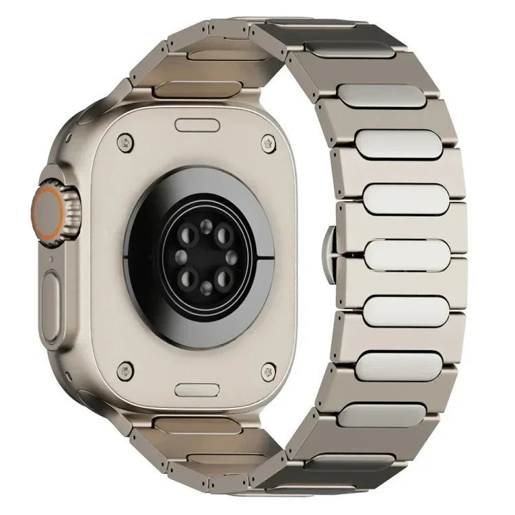 オーバルバタフライバックルチタン合金ウォッチバンド、Apple Watch SE 2023 44mm用、Apple Watch Ultra 2 49mm用、Apple Watch Series 9 45mm用、Apple Watch Ultra 49mm用、Apple Watch Series 8 45mm用、Apple Watch SE 2022 44mm用...