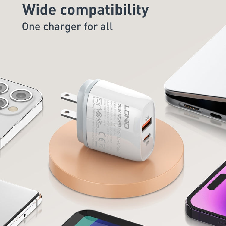 LDNIO Q229 QC3.0 / PD20W USB + Type-C 急速充電器 1m USB to 8ピンケーブル付き、EUプラグ、UKプラグ、USプラグ