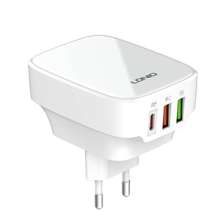 LDNIO Q334 32W Type-C + デュアル USB ポートチャージャー 1m USB-C / Type-C to USB-C / Type-C データケーブル付き、EUプラグ、UKプラグ、USプラグ