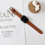 Vテールスタイルステッチレザーウォッチリストストラップ、Apple Watch 5 & 4 44mm / 3 & 2 & 1 42mm用、Apple Watch Series 8&7 41mm / SE 2&6&SE&5&4 40mm / 3&2&1 38mm用、Apple Watch Series 7 41mm / 6 & SE & 5 & 4 40mm / 3 & 2 & 1 38mm用