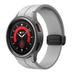 Kalebol 凹型折りたたみマグネットバックルシリコンストラップ、Samsung Galaxy Watch7 / 6 / 5 用