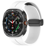 xDfind フラットヘッド グルーブ 折りたたみ ブラックバックル シリコンウォッチバンド、Samsung Galaxy Watch Ultra / Ultra 2025用