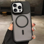 スキンフィール フロストメタルレンズホルダー MagSafe 磁気スマホケース、iPhone 16 Plus 用、iPhone 16 用、iPhone 15 Pro Max 用、iPhone 15 Pro 用、iPhone 15 用、iPhone 14 用