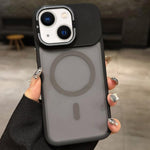 スキンフィール フロストメタルレンズホルダー MagSafe 磁気スマホケース、iPhone 16 Plus 用、iPhone 16 用、iPhone 15 Pro Max 用、iPhone 15 Pro 用、iPhone 15 用、iPhone 14 用