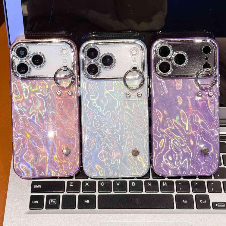 プラチナムしわテクスチャーリストバンドホルダーTPUスマホケース（レンズフィルム付き）、iPhone 13用