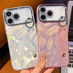 プラチナム羽テクスチャーリストバンドホルダーTPUスマホケース（レンズフィルム付き）、iPhone 13用