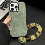 フェイクスエード生地TPUスマホケース スクリーンプリントのウサギぬいぐるみロープ付き、iPhone 17 Pro Max用、iPhone 17 Pro用、iPhone 17用、iPhone 16 Pro Max用、iPhone 16 Pro用、iPhone 16用、iPhone 15 Pro Max用、iPhone 15 Pro用