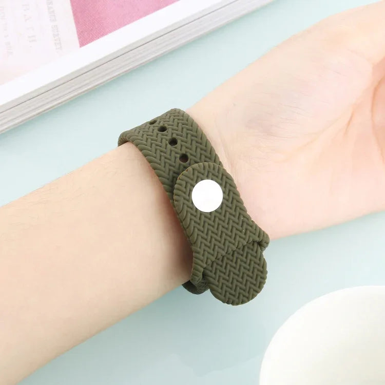 編み込みパターン シリコン スナップ時計バンド Apple Watch Series 6 & SE & 5 & 4 40mm / 3 & 2 & 1 38mm 用、Apple Watch Series 7 41mm / 6 & SE & 5 & 4 40mm / 3 & 2 & 1 38mm 用、Apple Watch Series 8&7 41mm / SE 2&6&SE&5&4 40mm / 3&2&1 38mm 用