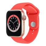 編み込みパターン シリコン スナップ時計バンド Apple Watch Series 6 & SE & 5 & 4 40mm / 3 & 2 & 1 38mm 用、Apple Watch Series 7 41mm / 6 & SE & 5 & 4 40mm / 3 & 2 & 1 38mm 用、Apple Watch Series 8&7 41mm / SE 2&6&SE&5&4 40mm / 3&2&1 38mm 用