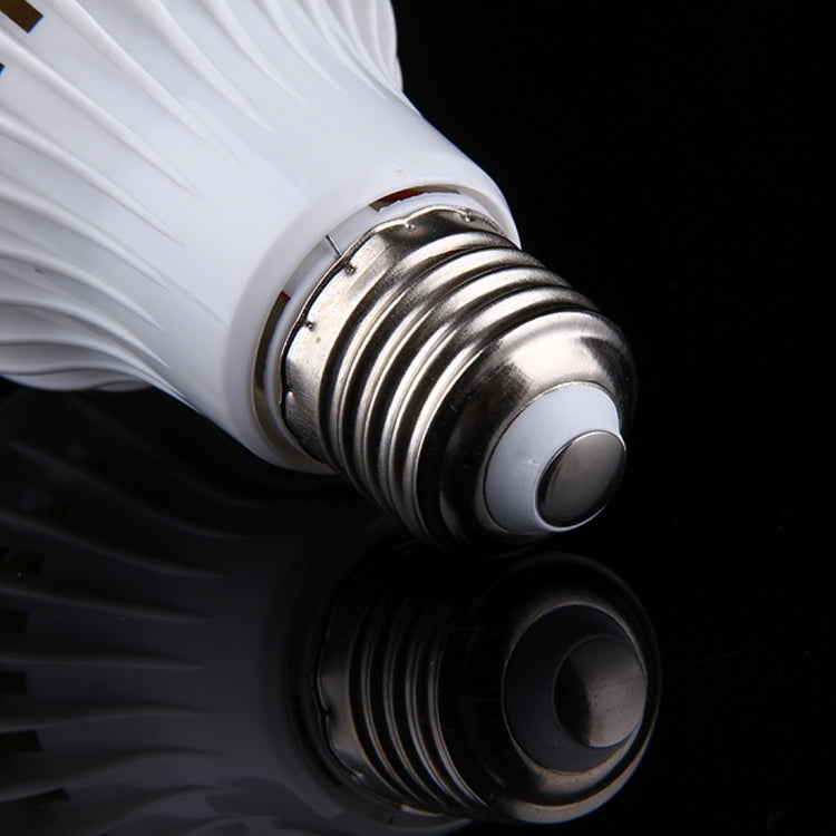 E27 5W 12灯SMD 5730 300LM赤外線モーションセンサーLED電球、センサー距離：4-6m、AC 220V、E27 5W白色光、E27 5W暖色光