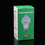 E27 5W 12灯SMD 5730 300LM赤外線モーションセンサーLED電球、センサー距離：4-6m、AC 220V、E27 5W白色光、E27 5W暖色光