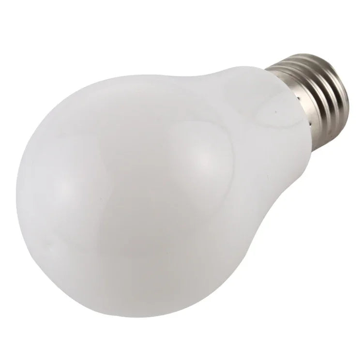 7W 500LM E27 2835 28LEDちらつきなしLED省エネ電球、光色：暖かい白、AC 85-265V、7W