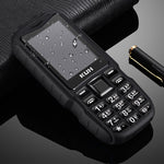 防塵・耐衝撃、MTK6261DA、2400mAhバッテリー、2.4インチ、デュアルSIM