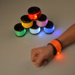 LED発光スラップパットサークル屋外スポーツリストバンド、小サイズ：26*4cm、26x4cmライトグリーン、26x4cmレッド、26x4cmホワイト、26x4cmオレンジ、26x4cmピンク、26x4cmグリーン、26x4cmブルー