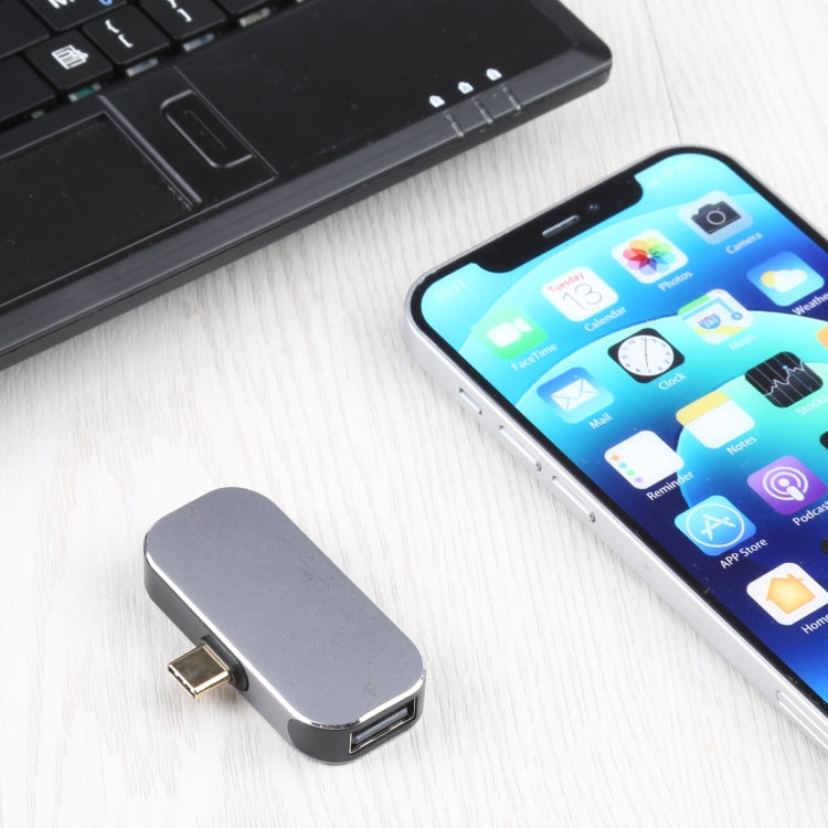 3-in-1 USB-C / Type-CオスからUSB-C / Type-C充電＋USB＋DPメスアダプター USB-C / Type-C＋USB＋DP