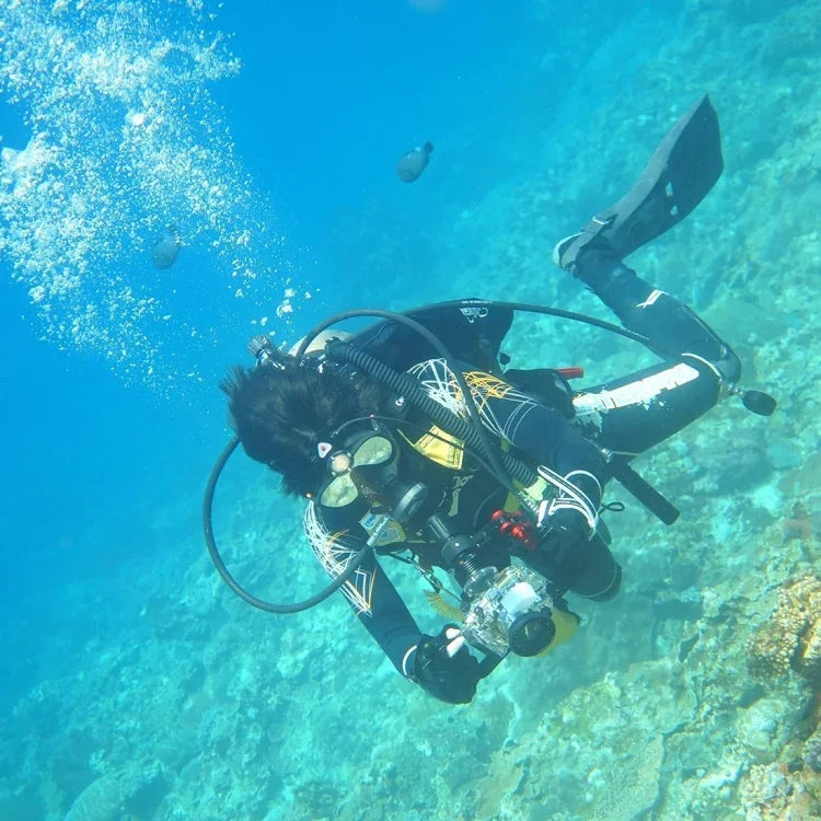 PULUZ 調節可能ダイビング用デュアルハンドヘルド CNCアルミランプアームホルダー GoPro、Insta360、DJIおよびその他のアクションカメラ用、デュアルハンドヘルドアームホルダー