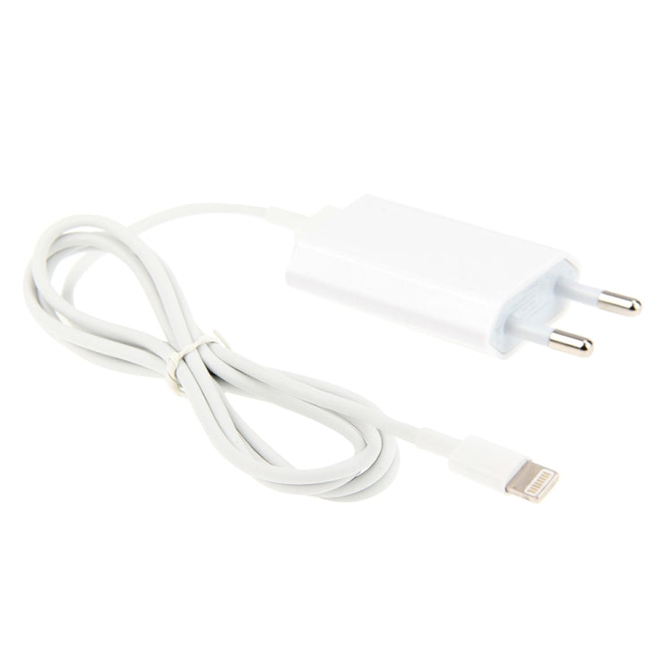 2-in-1 5V 1A EUプラグ トラベル充電アダプター 1m 8ピンケーブル付き iPhone用