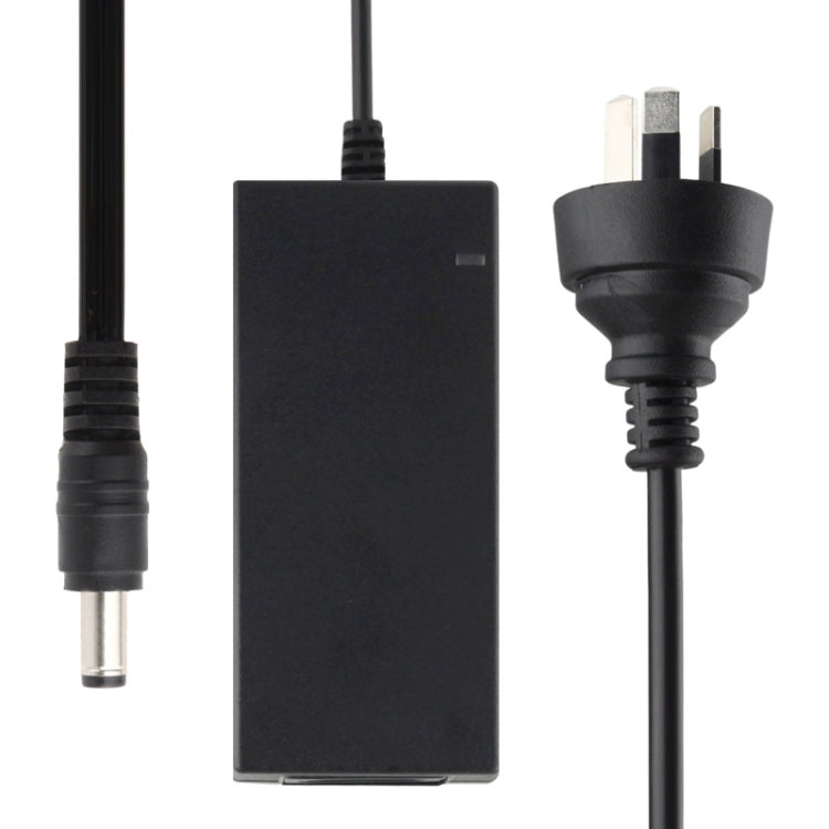 USプラグ 12V 5A / 16チャンネル DVR AC電源アダプター、出力先端：5.5 x 2.5mm、UKプラグ 12V 5A、USプラグ 12V 5A、EUプラグ 12V 5A、AUプラグ 12V 5A