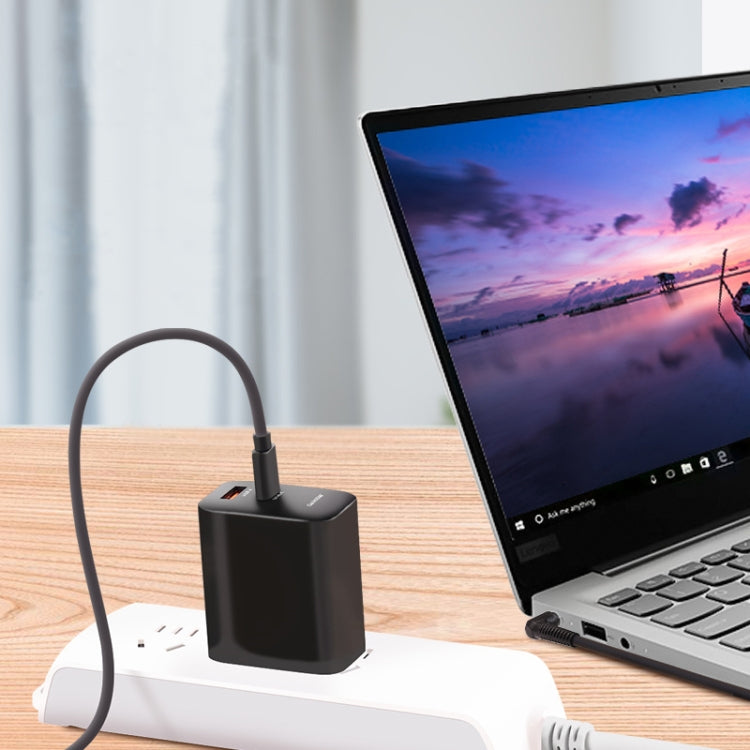USB-C / Type-Cから4.0 x 1.7mmノートパソコン電源充電ケーブル、ケーブル長：約1.5m、Type-Cから4.0 x 1.7mmバレットヘッドへ